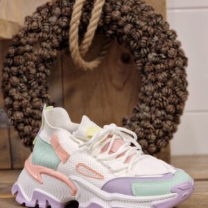 Sneaker pastelkleur