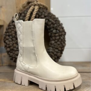 Stoer beige laarsje