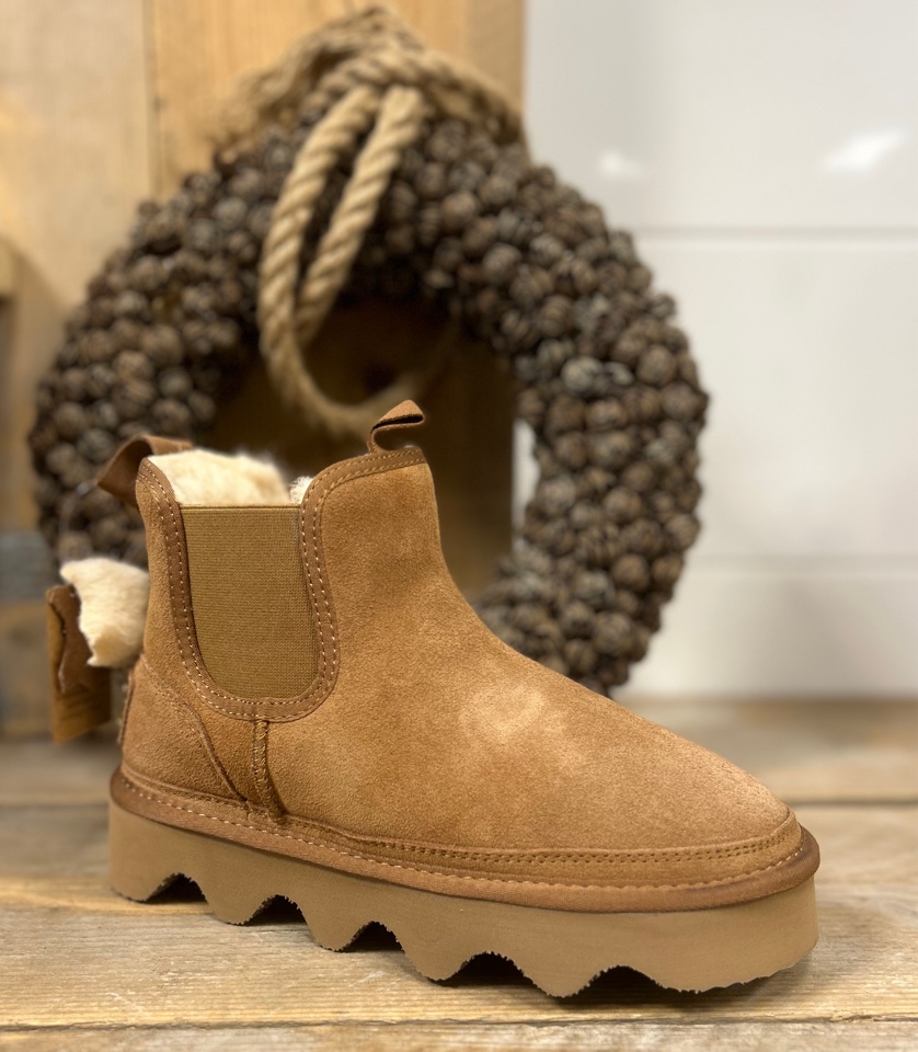 Uggie Bootie Camel ECHT LEER