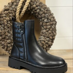 Stoer laarsje zwart ribbel