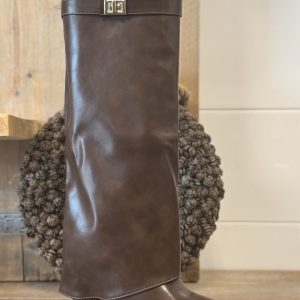 hoge laars hakje sleeve donkerbruin