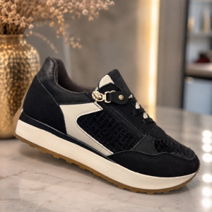 Sneaker rits zwart